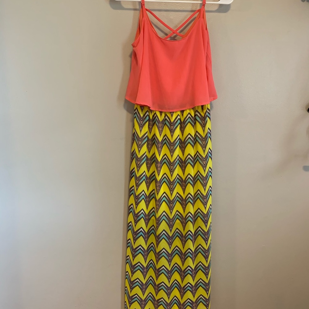 Women’s dress